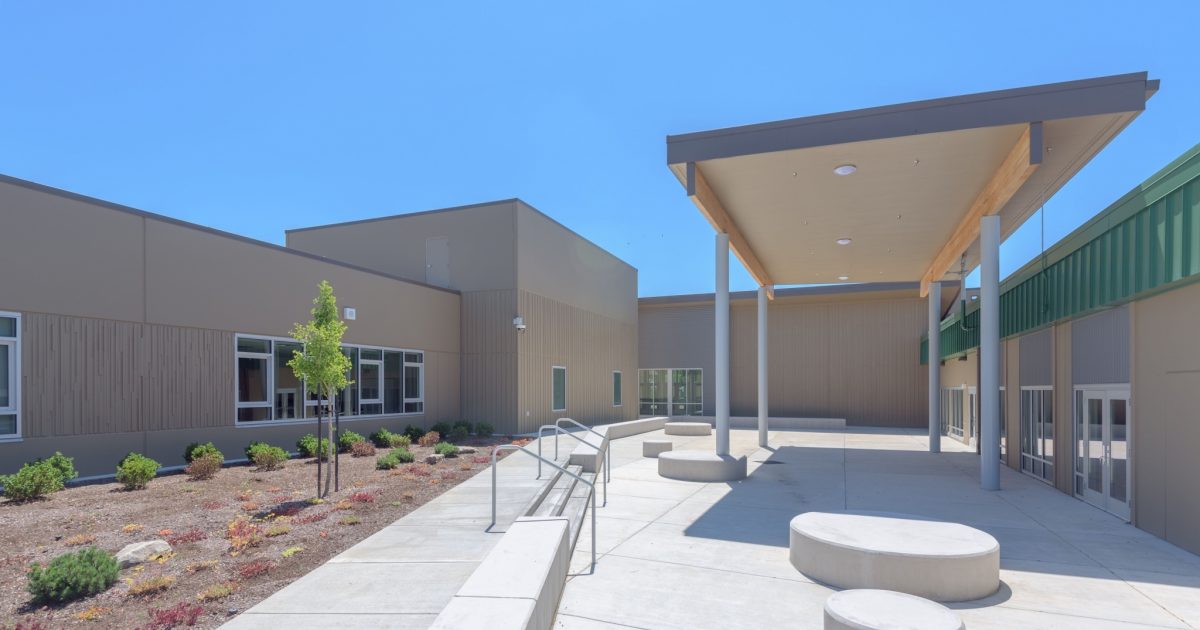 Ward-Henshaw | Evergreen Middle School Renovation